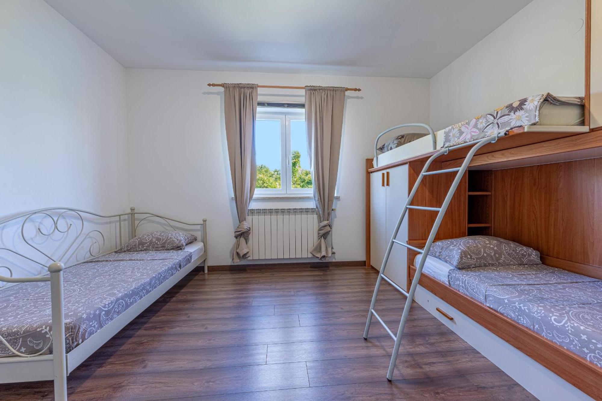 Ana Appartement Ližnjan Buitenkant foto